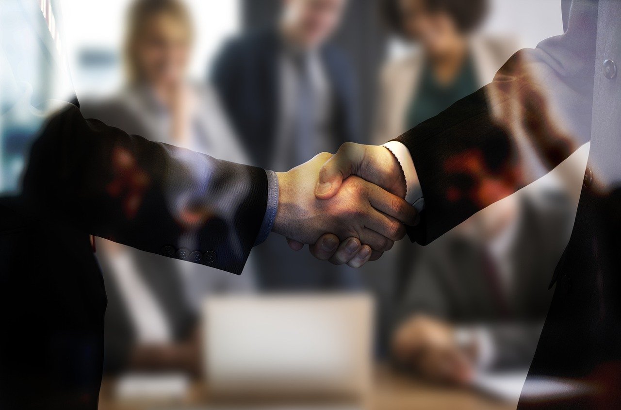 explorez l'art de la négociation : techniques, stratégies et conseils pour maîtriser l'art de persuader et d'atteindre des accords mutuellement bénéfiques, que ce soit dans le cadre professionnel ou personnel.