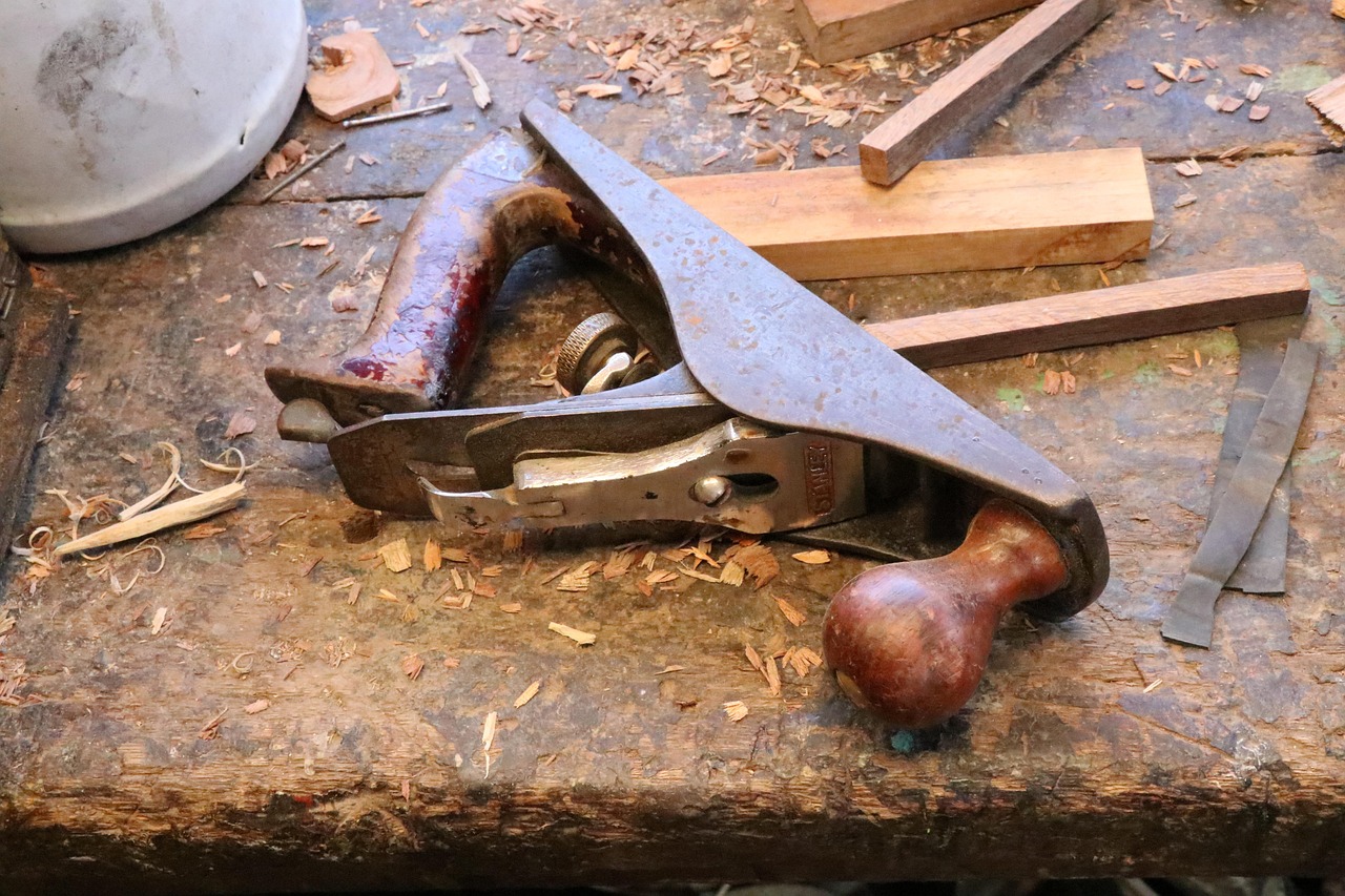 découvrez l'art et le savoir-faire des artisans passionnés, maîtres dans la création d'œuvres uniques alliant tradition et innovation.